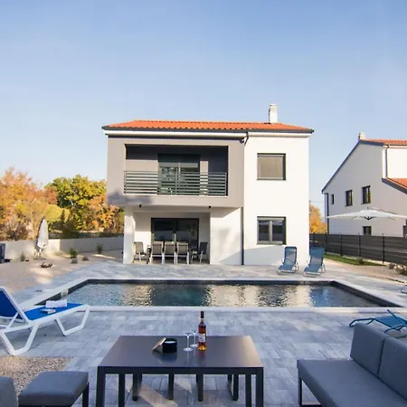 Villa Dani Krk Town